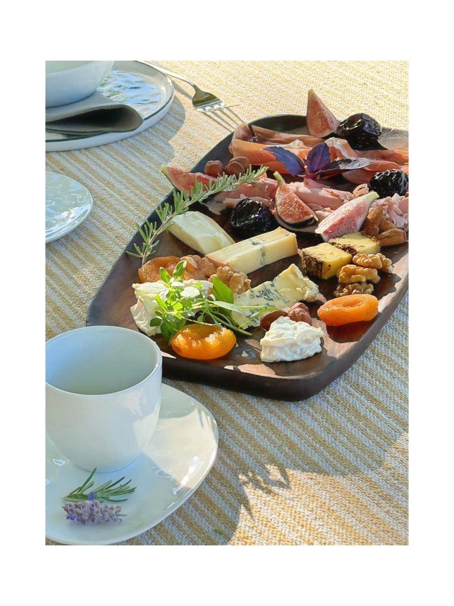 Les Jardins De Sitaara Acomodação com café da manhã Cucuron Exterior foto